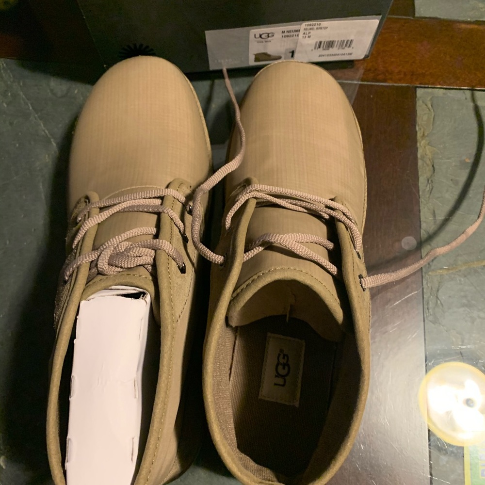 Brand new never worn Ugg’s